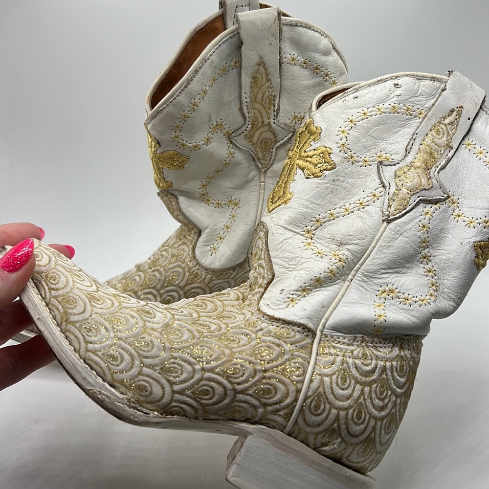 El General Gold Lace Kids Boots